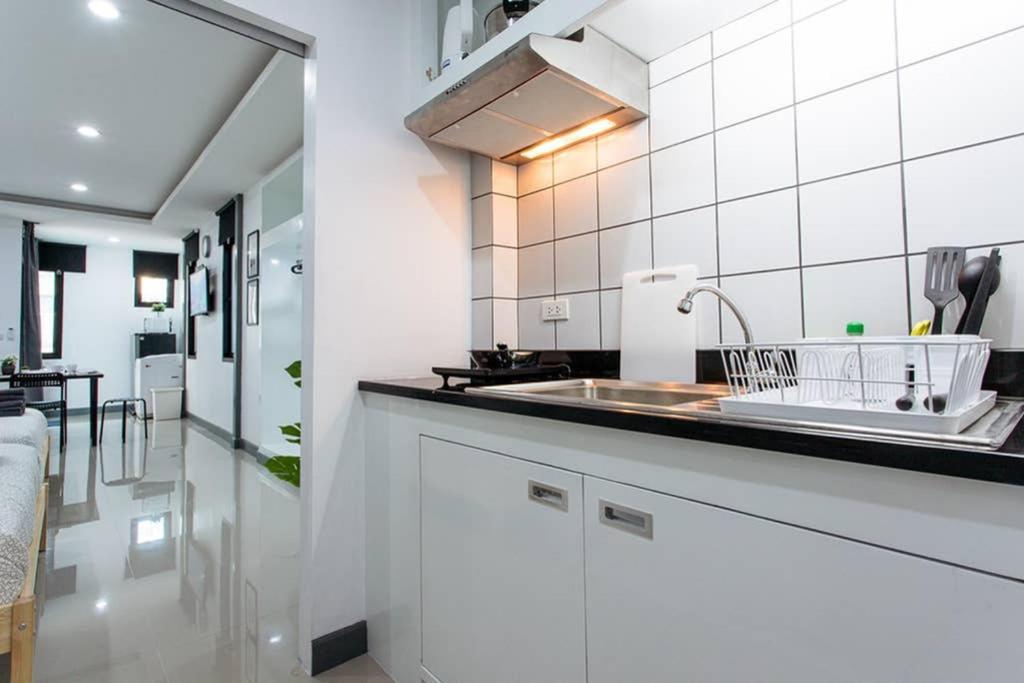 曼谷P4 Silom Large 2Beds Full Kitchen Wifi 4-6Pax公寓 外观 照片